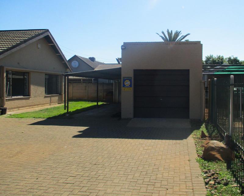 3 Bedroom Property for Sale in Hospitaalpark Free State